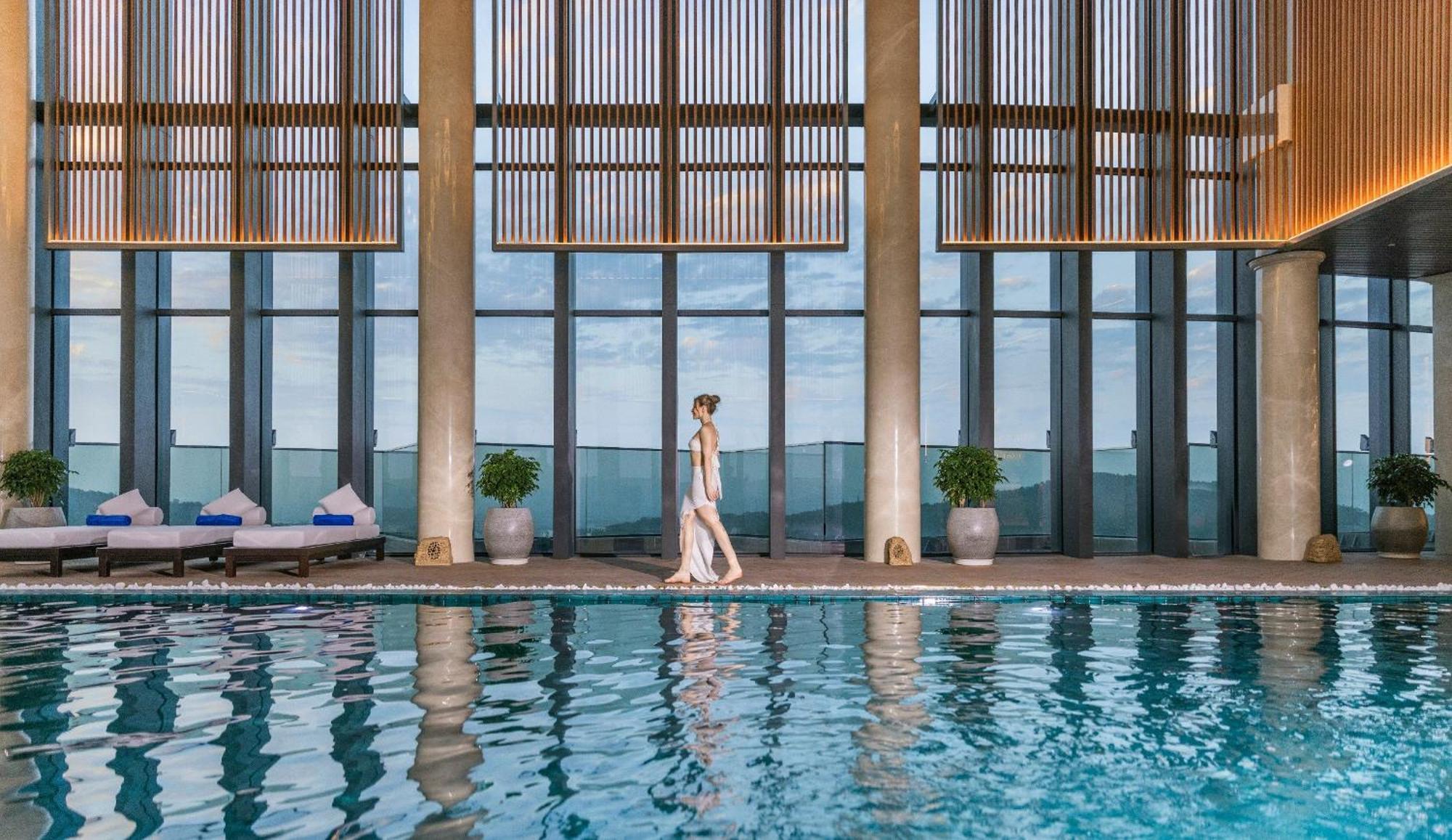 Radisson Blu Ha Long Bay Hotel Bagian luar foto