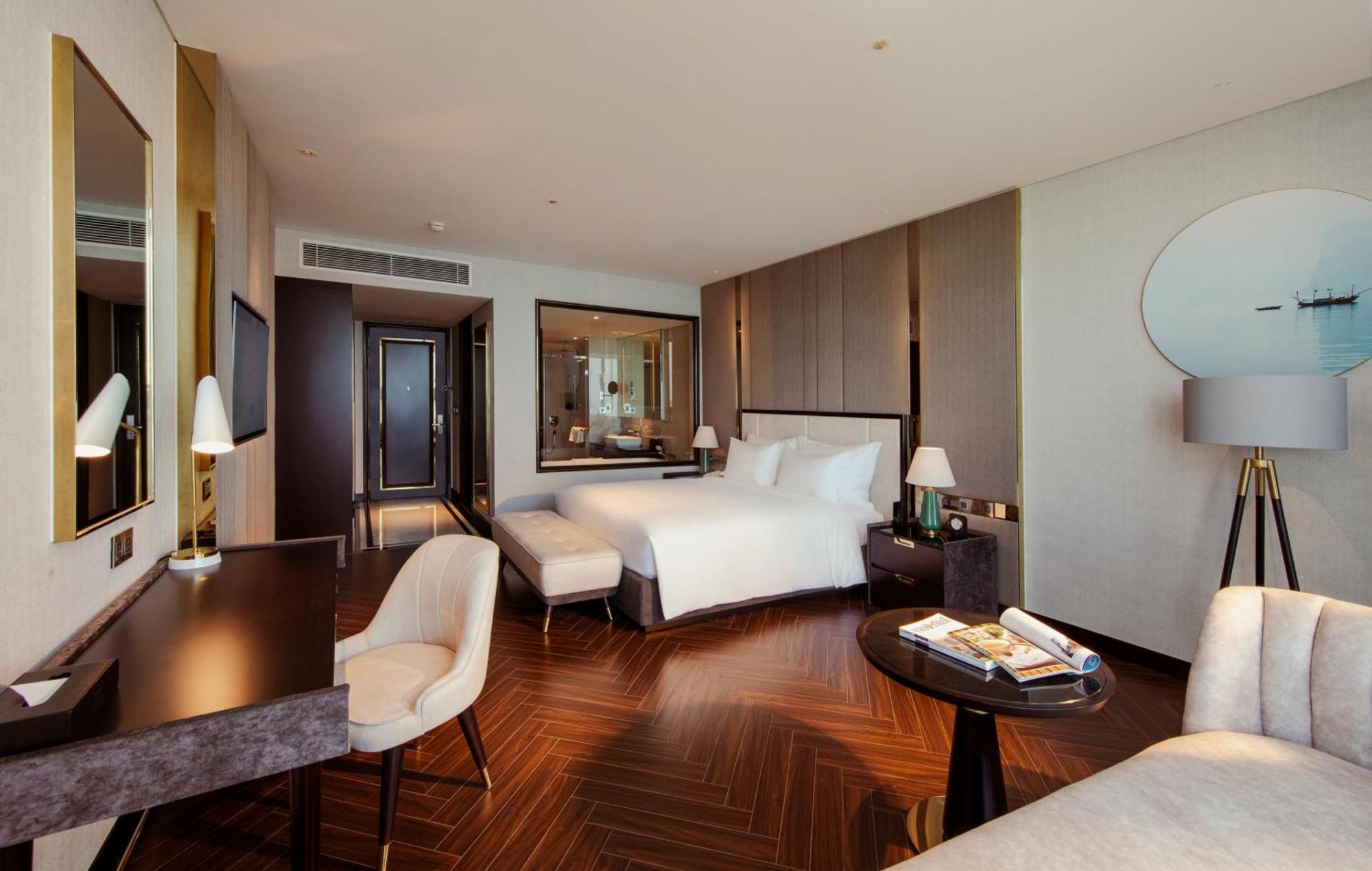 Radisson Blu Ha Long Bay Hotel Bagian luar foto