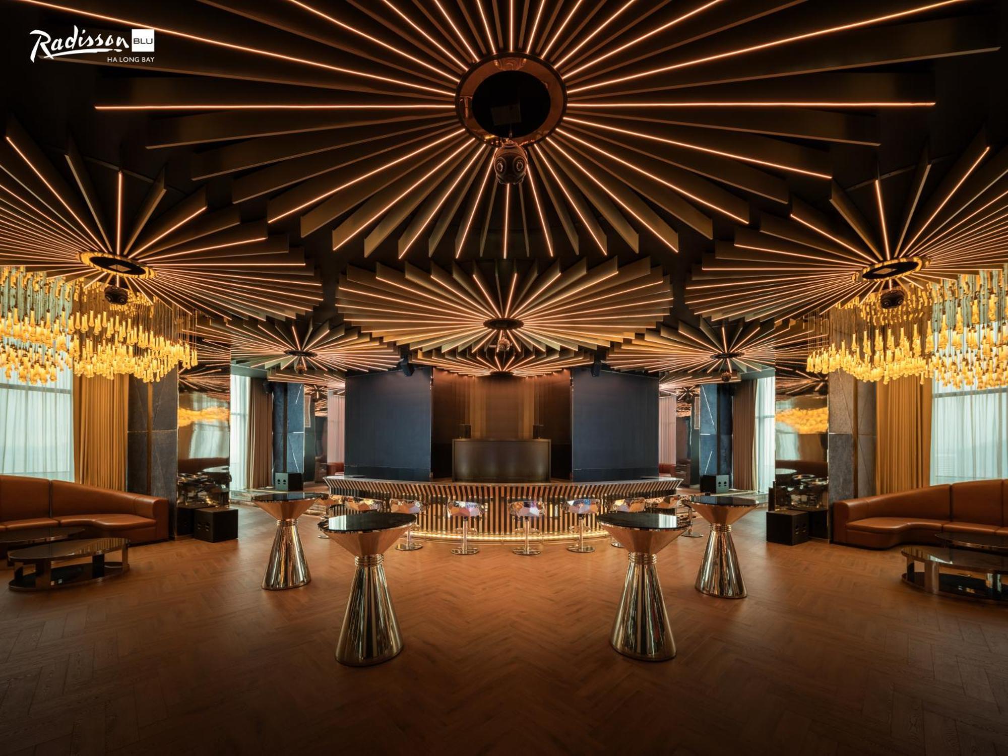 Radisson Blu Ha Long Bay Hotel Bagian luar foto