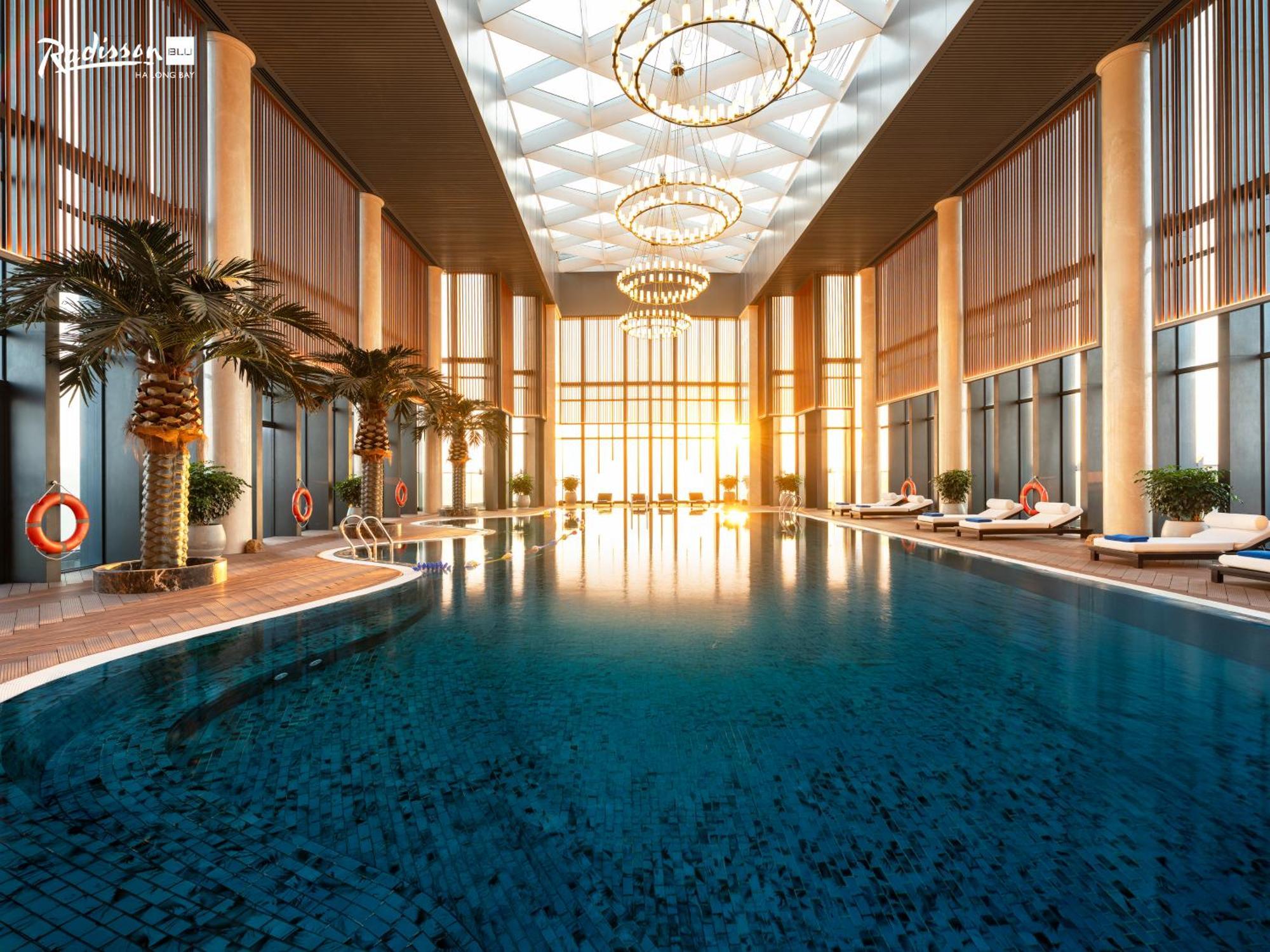 Radisson Blu Ha Long Bay Hotel Bagian luar foto