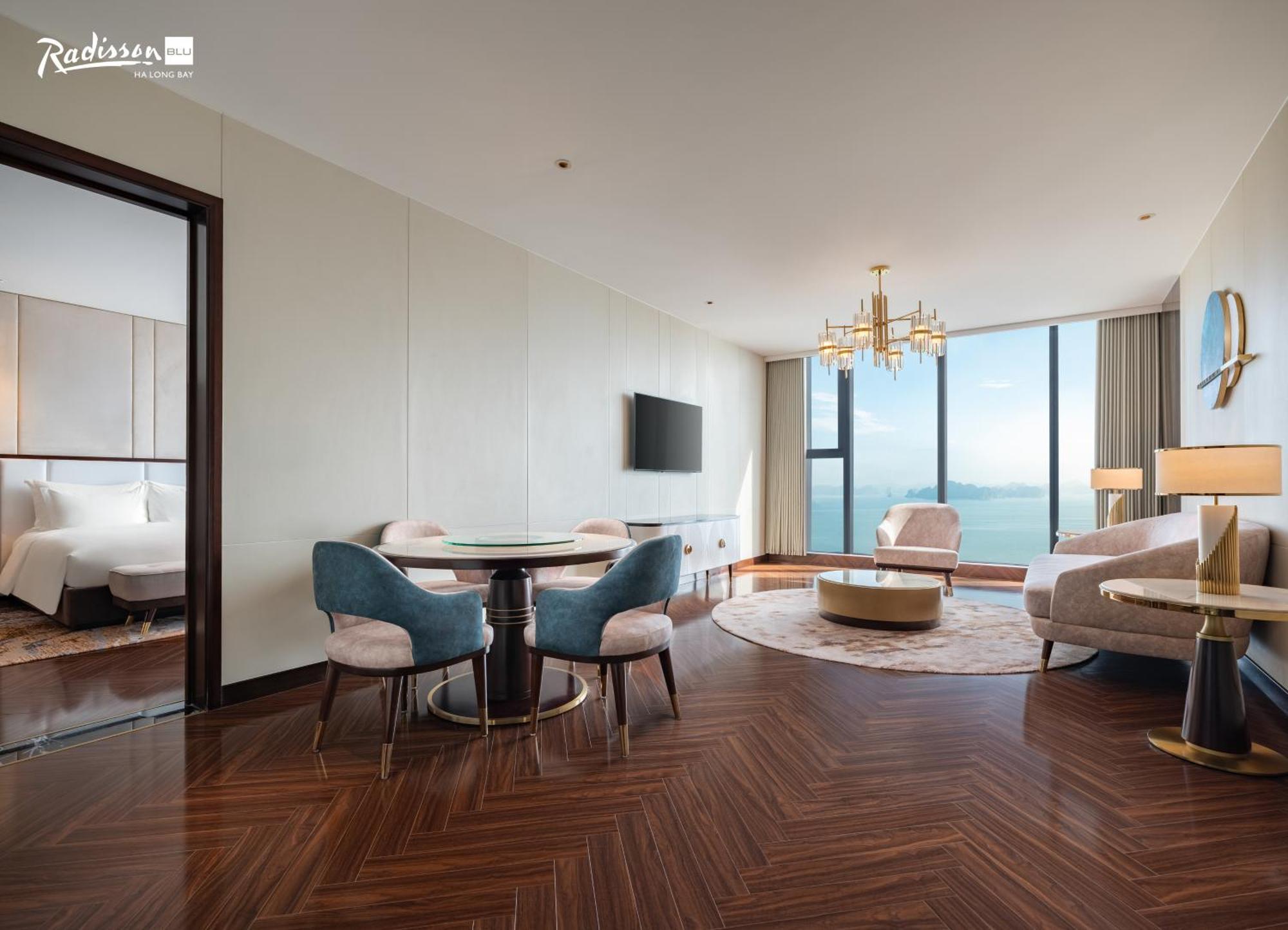Radisson Blu Ha Long Bay Hotel Bagian luar foto