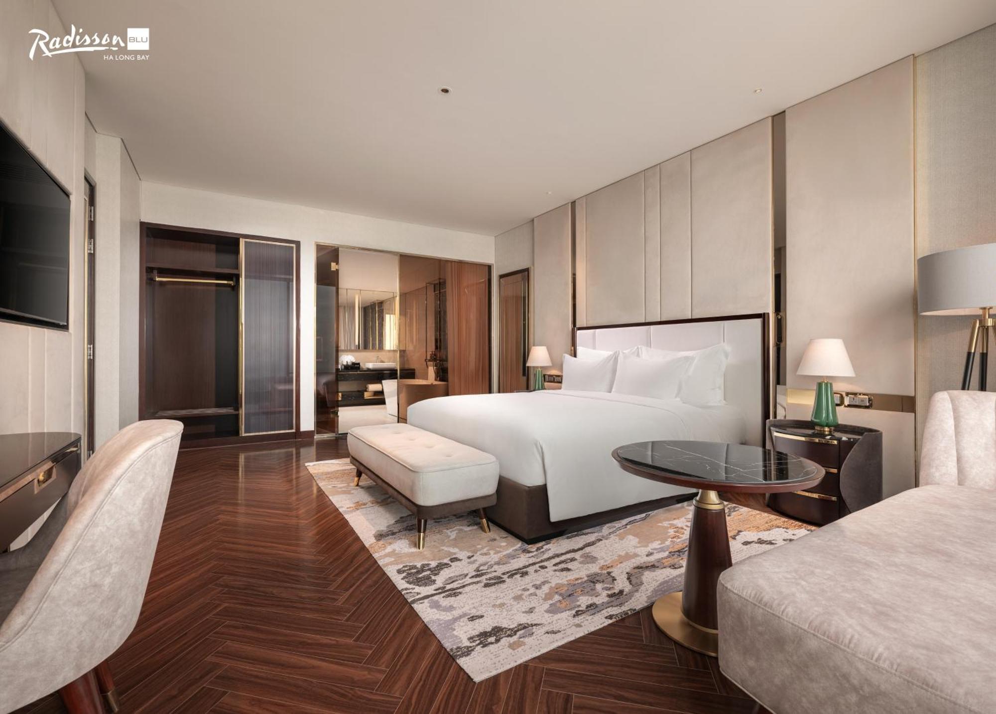 Radisson Blu Ha Long Bay Hotel Bagian luar foto
