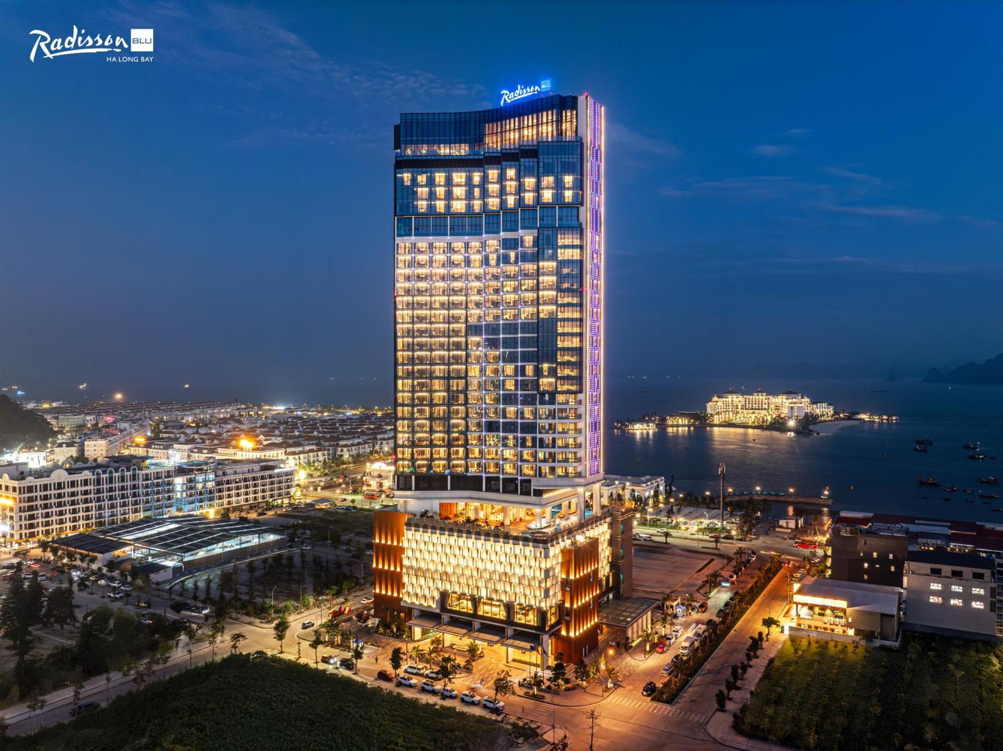 Radisson Blu Ha Long Bay Hotel Bagian luar foto