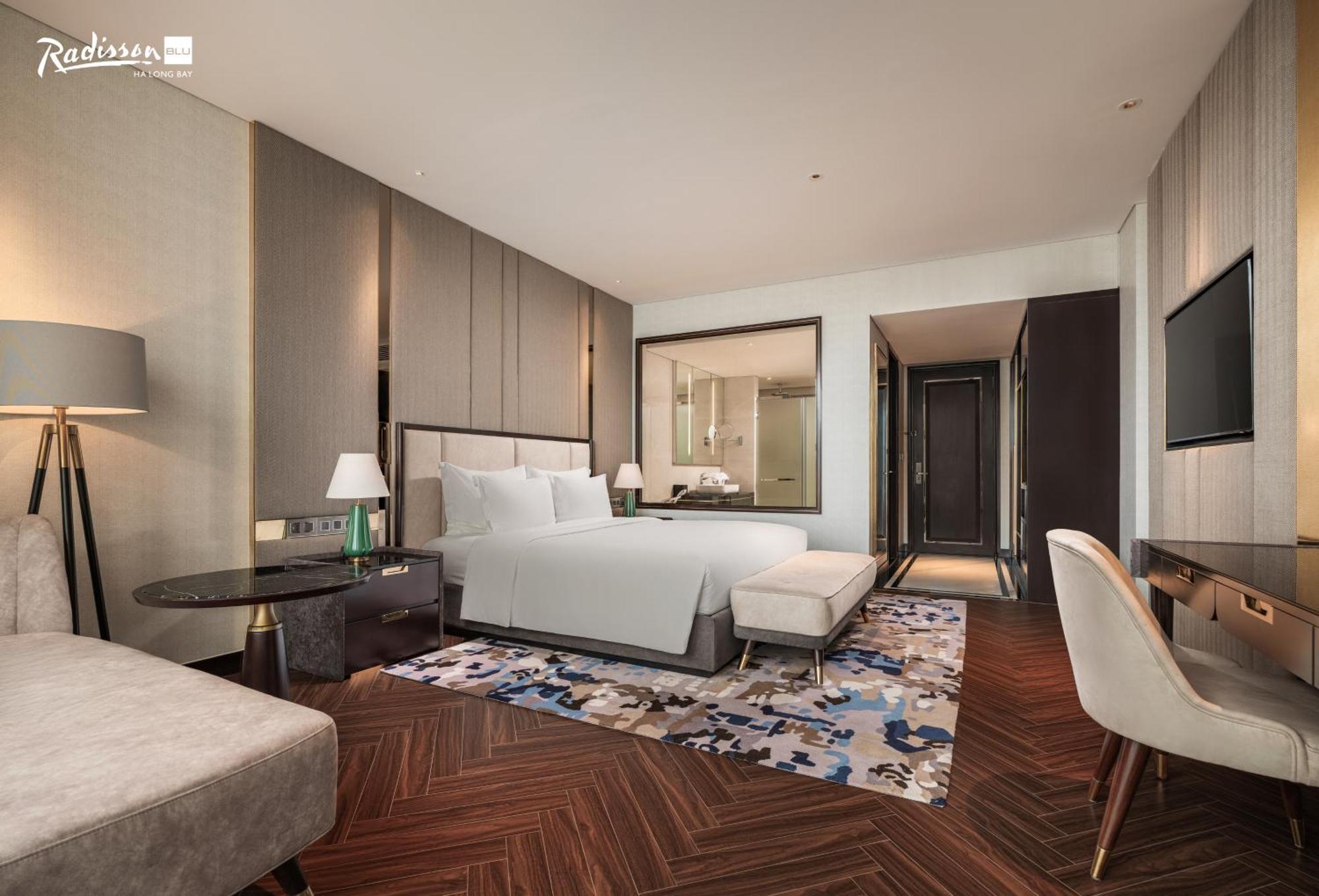Radisson Blu Ha Long Bay Hotel Bagian luar foto