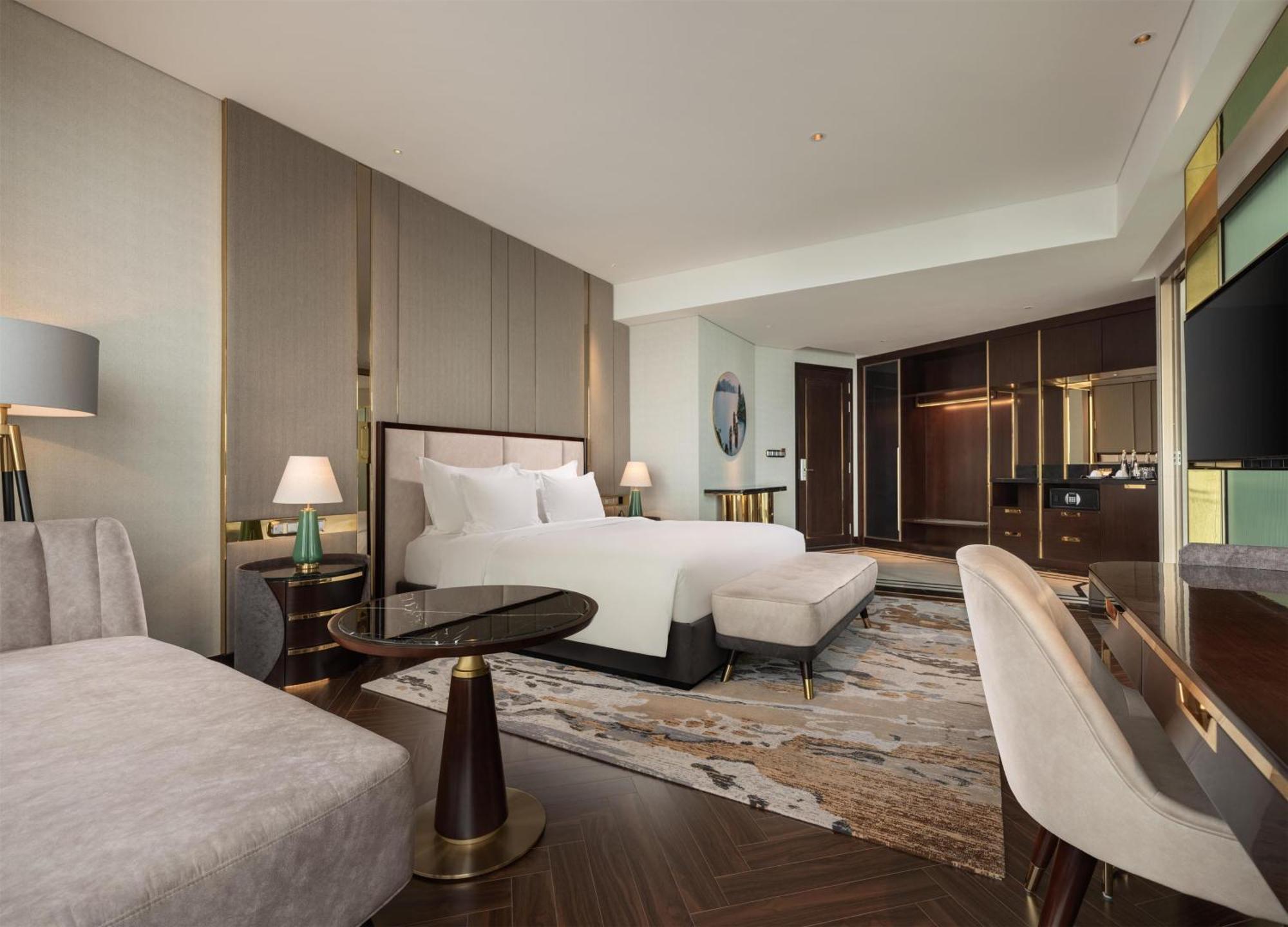 Radisson Blu Ha Long Bay Hotel Bagian luar foto