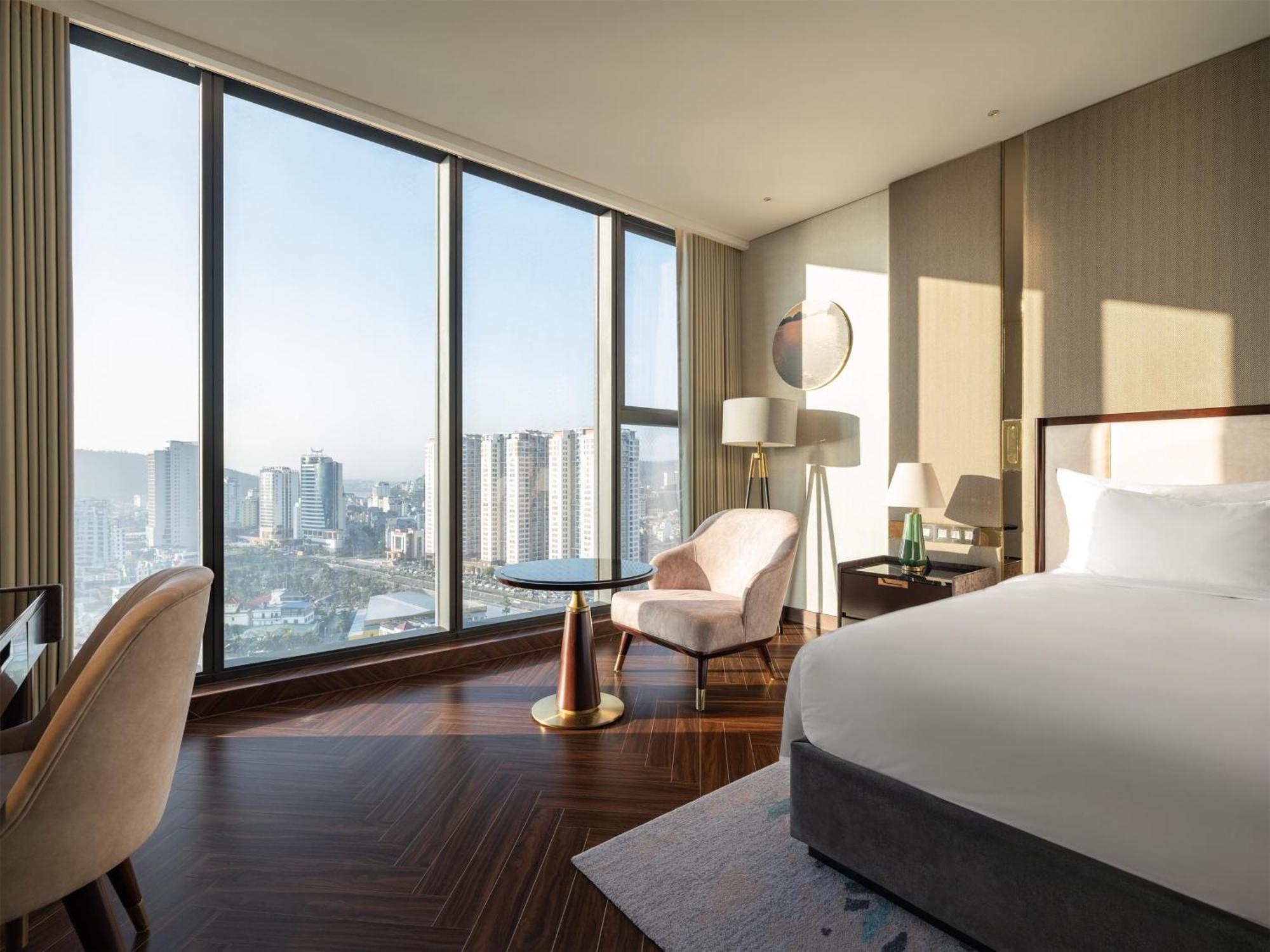Radisson Blu Ha Long Bay Hotel Bagian luar foto